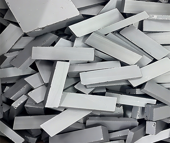 標題：單晶方塊料
瀏覽次數(shù)：362
發(fā)表時間：2025-05-27