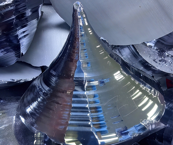 標(biāo)題：單晶硅頭料
瀏覽次數(shù)：357
發(fā)表時間：2025-05-28