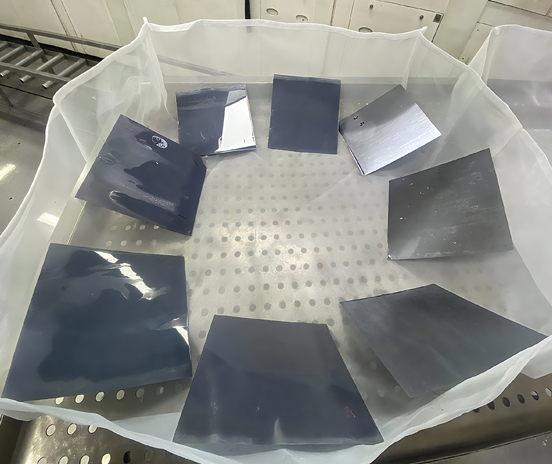 標(biāo)題：電池片
瀏覽次數(shù)：358
發(fā)表時(shí)間：2025-05-28